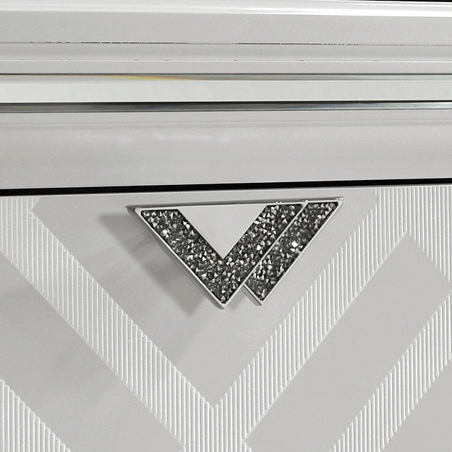 Emmeline Chest