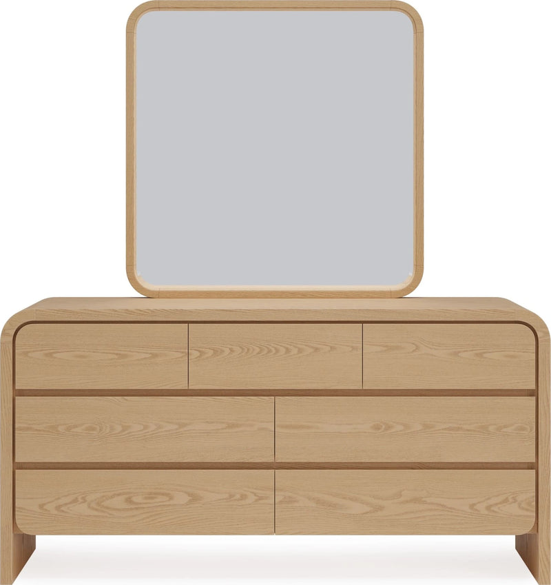 Elora Dresser